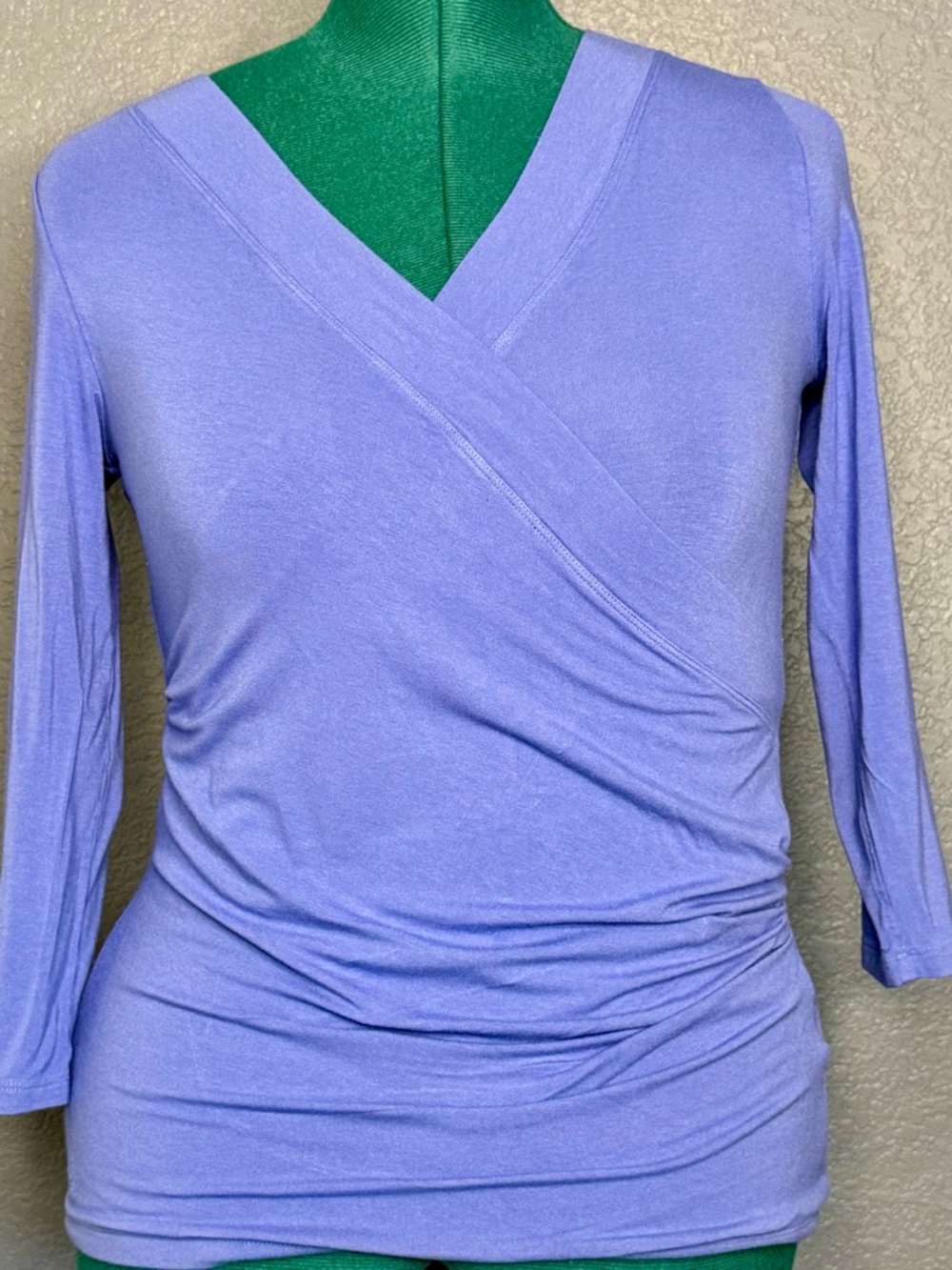 Lauren Ralph Lauren‎ Wrap Top M Lavender Ruched V Neck 3/4 Sleeve
